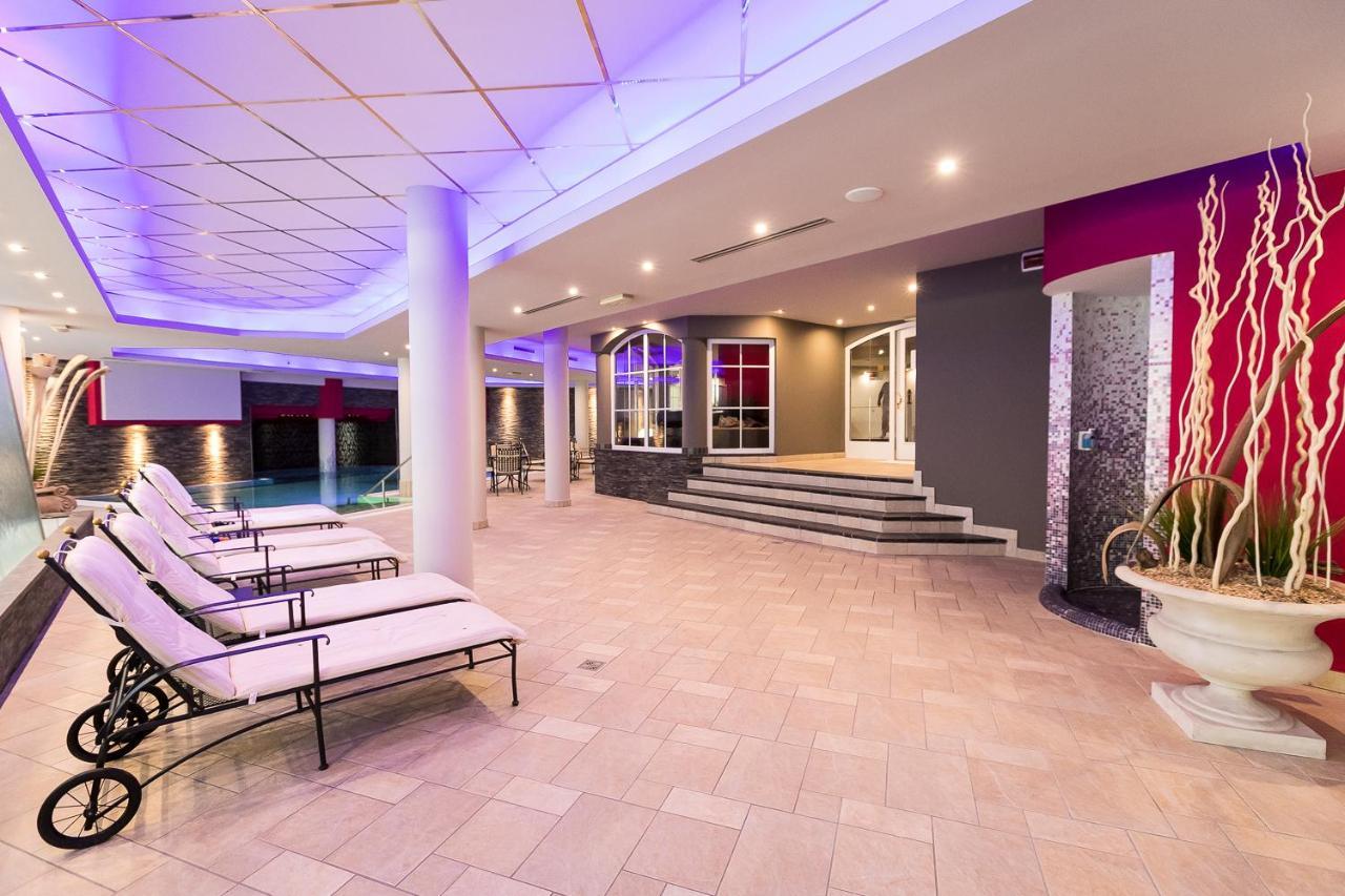 Mediterranee Family & Hotel